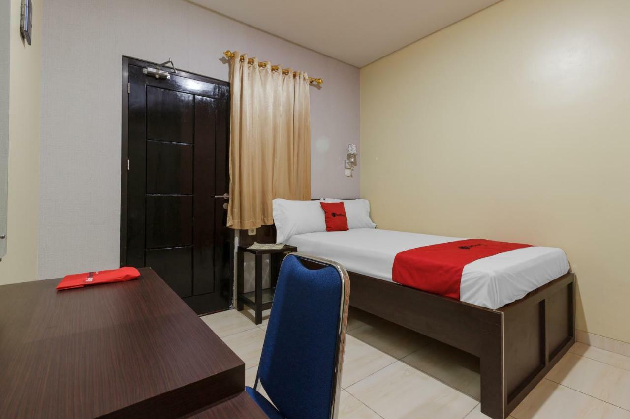 Reddoorz Plus Near Pantai Malalayang Manado Zewnętrze zdjęcie